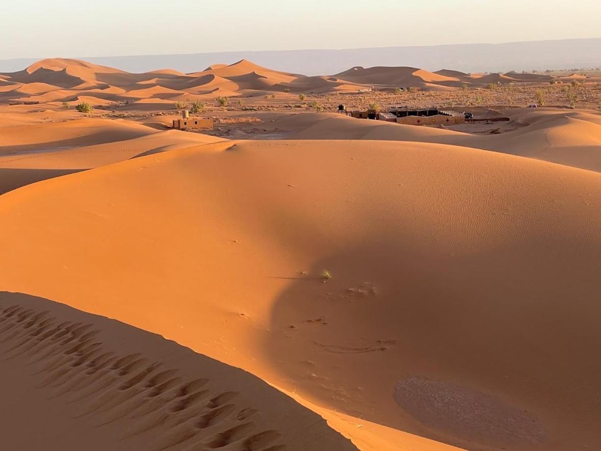 Desert Bivouac Mhamid Екстериор снимка